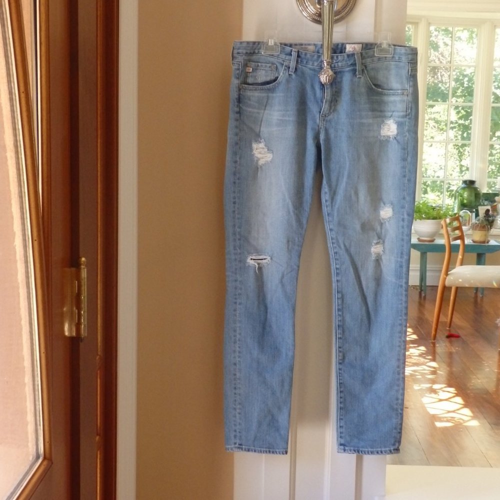 AG the Stilt cigarette leg jeans distressed destroyed 30R
